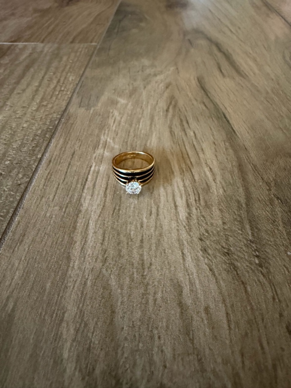 Vintage Joseph Esposito Black & Gold Solitaire Ring - Picture 3 of 6